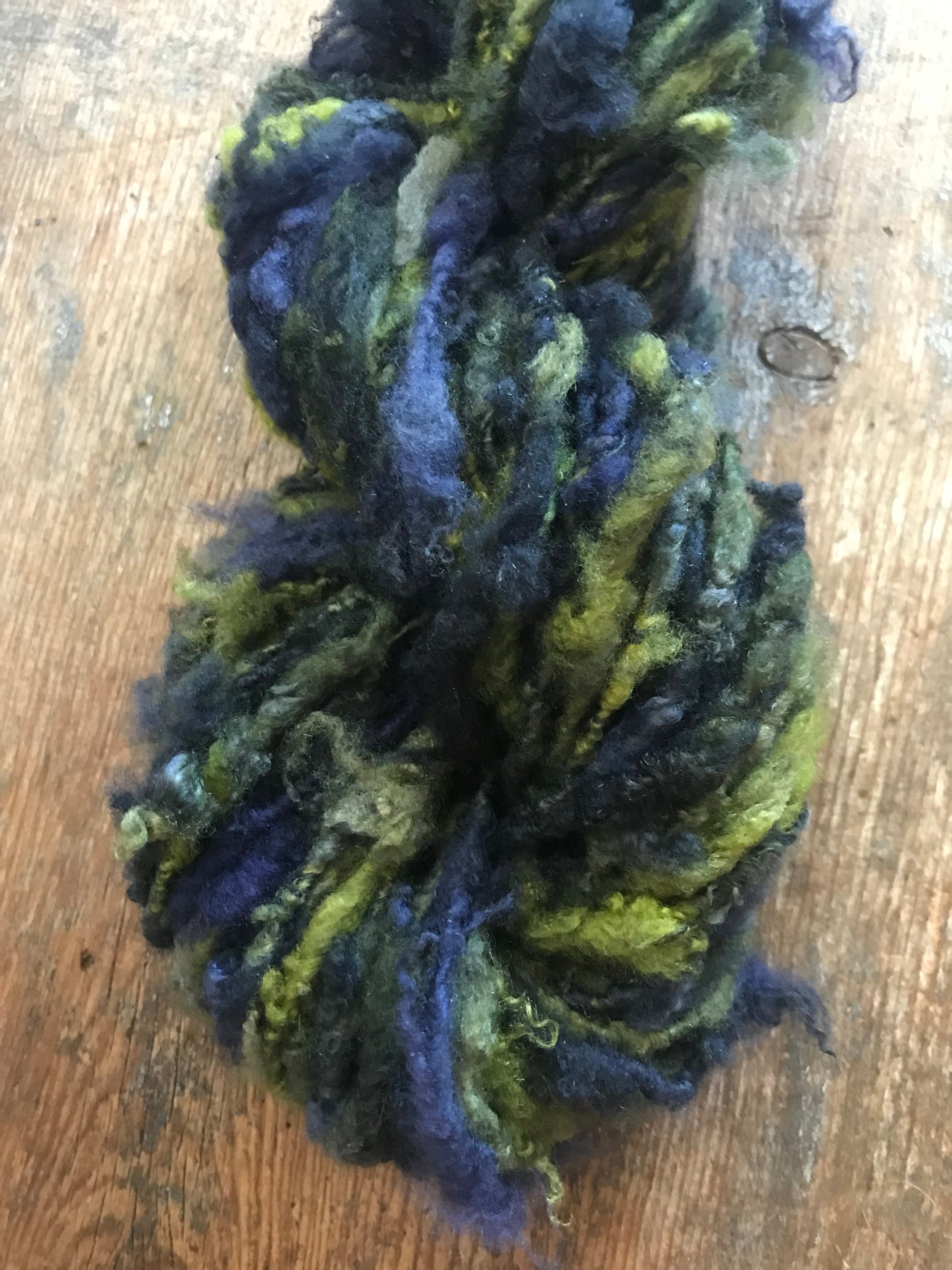 Fiddle Faddle merino wool locks yarn, 20 yards - Thumbnail 2