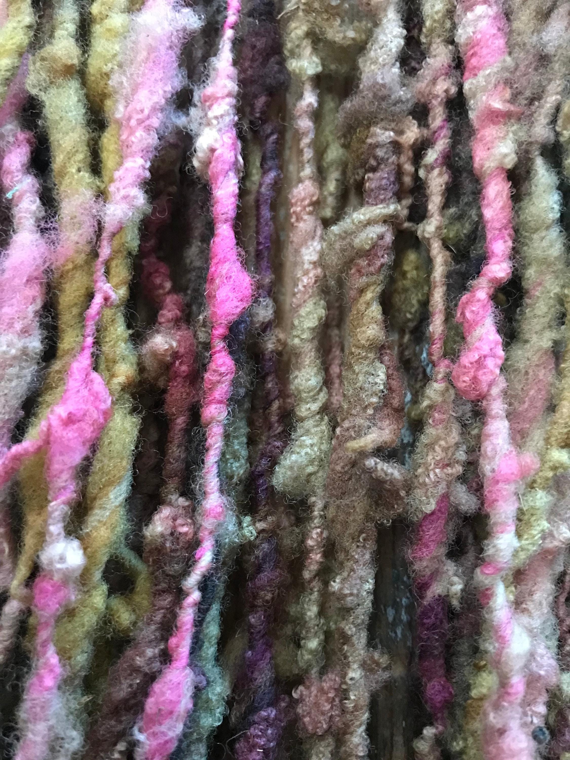 Shilly-shally - 50 yards nubbly handspun southdown wool art yarn - Thumbnail 2