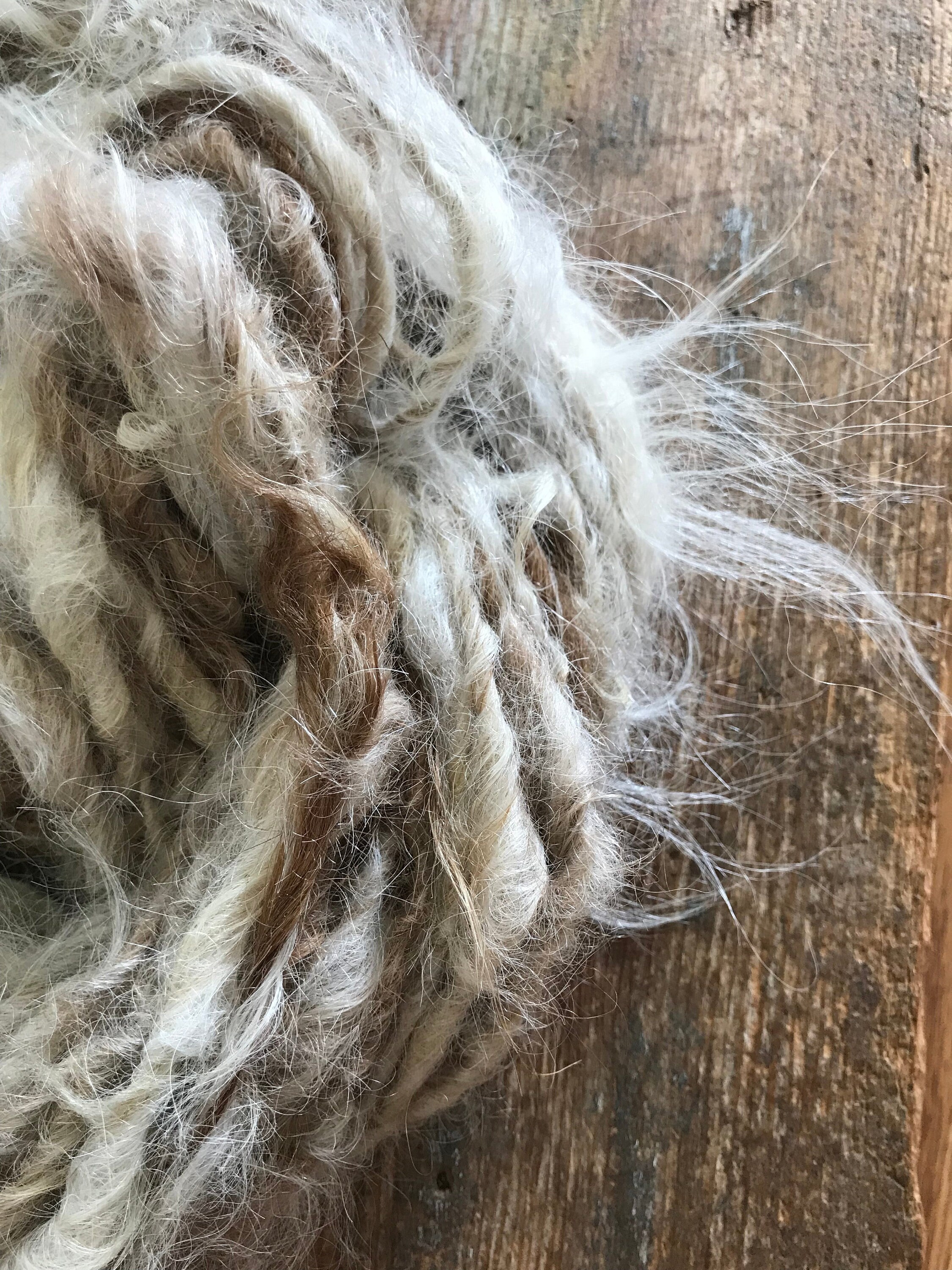Dreamy “Carlos” suri llama lockspun yarn, 20 yards - Thumbnail 7