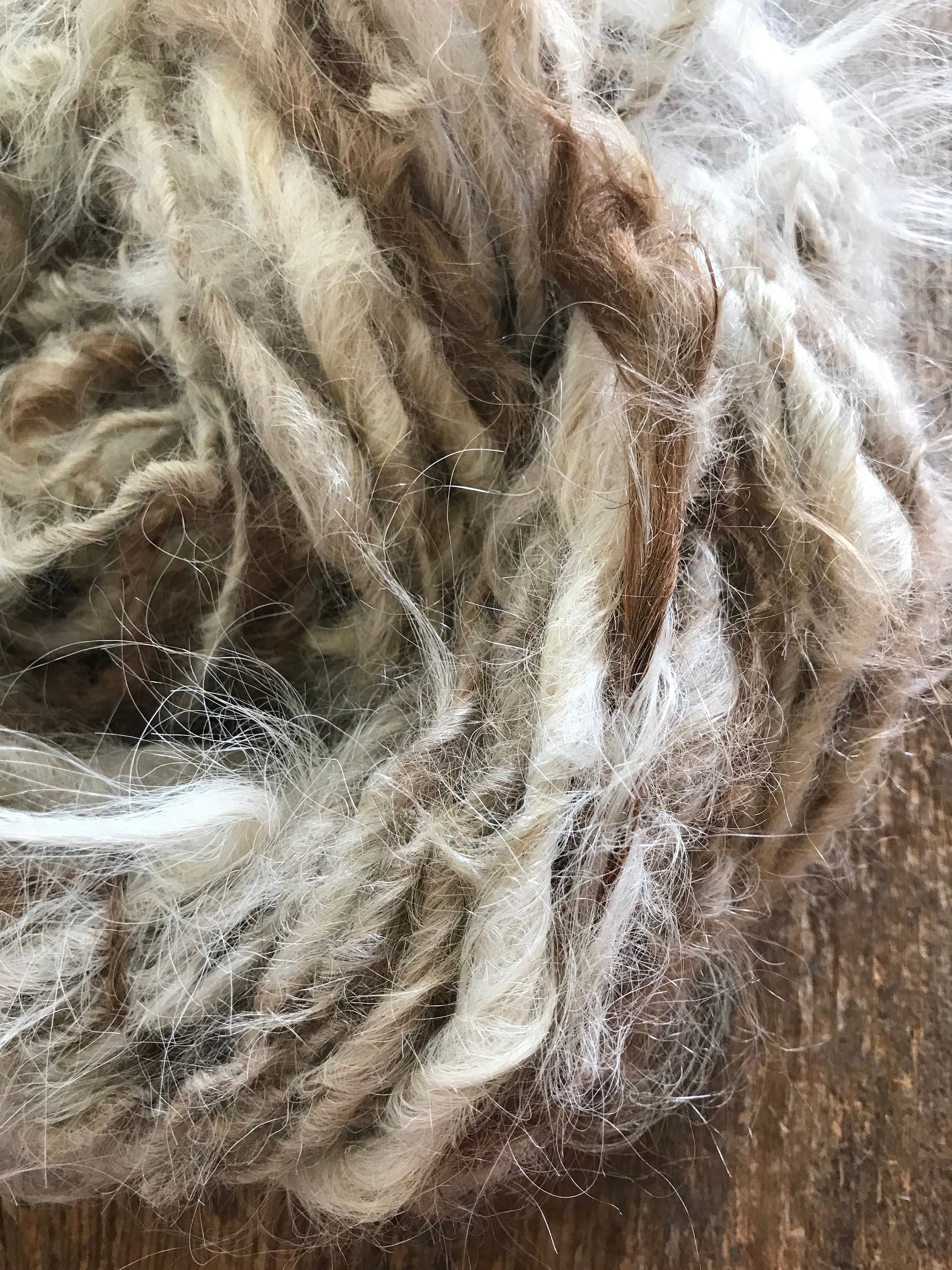 Dreamy “Carlos” suri llama lockspun yarn, 20 yards - Thumbnail 4