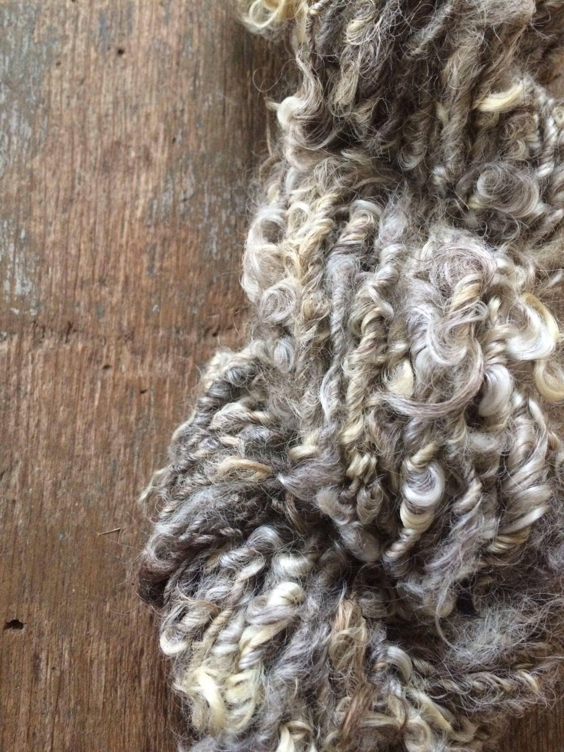 Grey curly yarn, 50 yards - Thumbnail 2