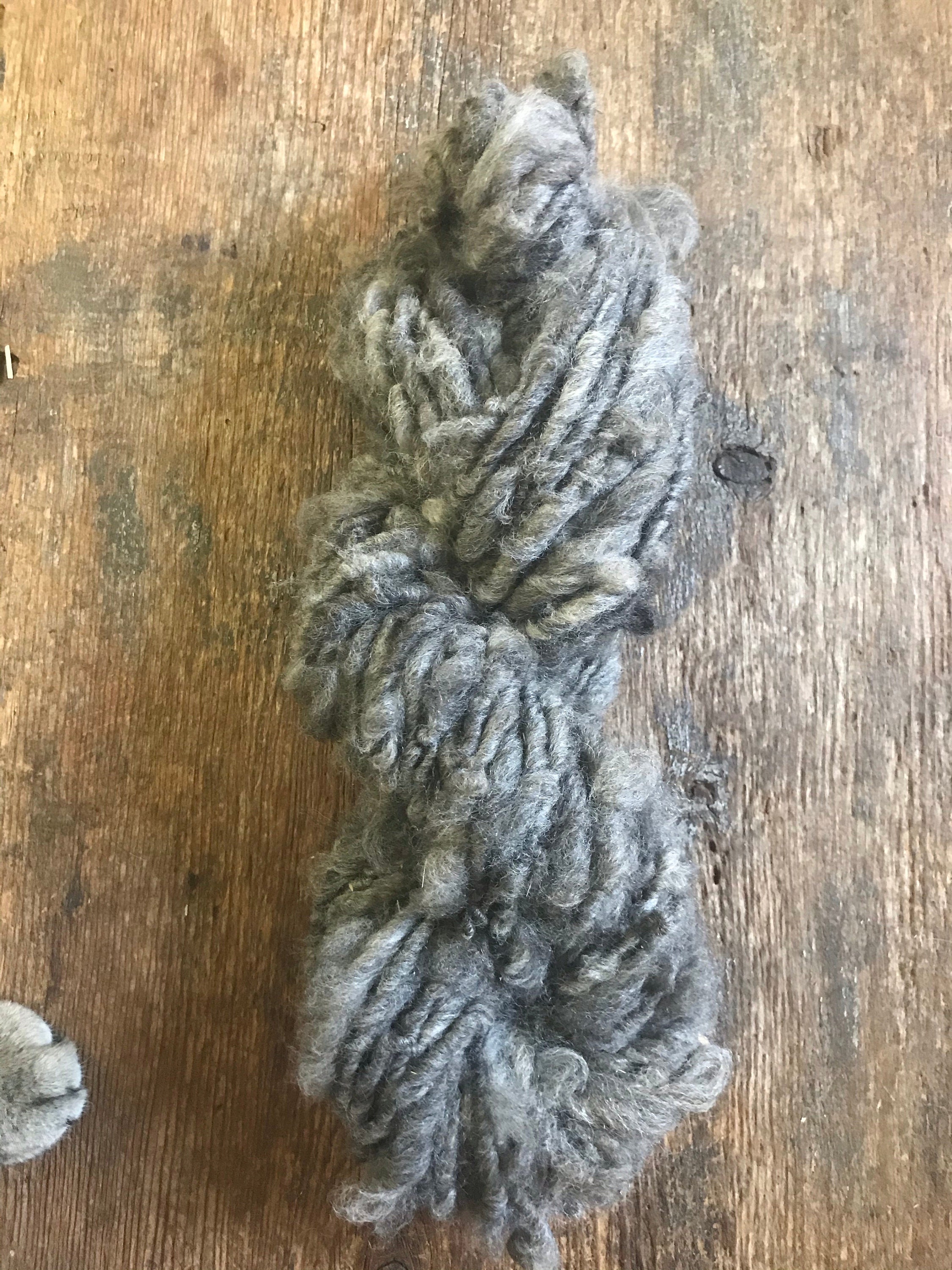 Natural grey alpaca handspun yarn, 50 yards - Thumbnail 5