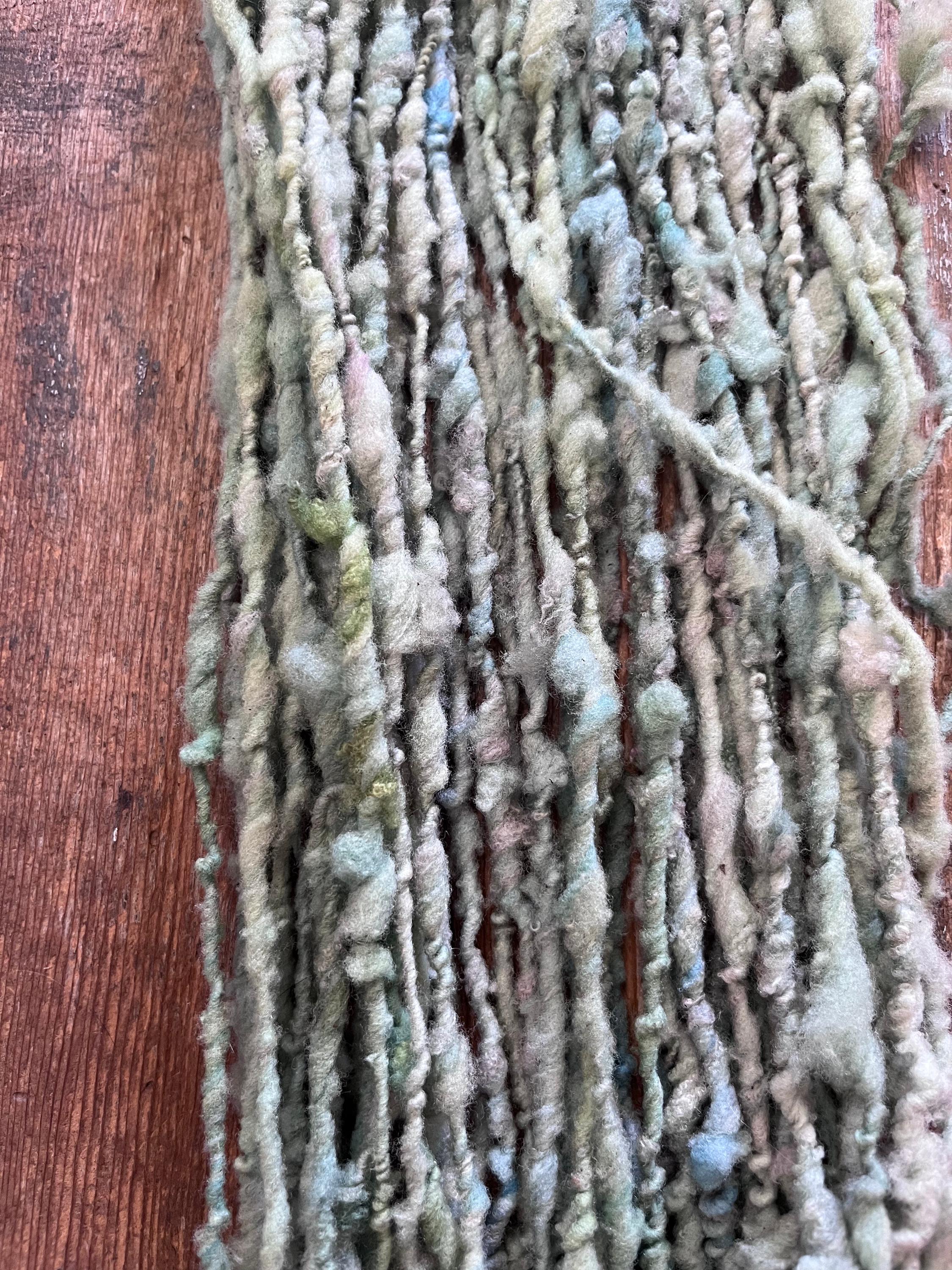 Seafoam green/blue Southdown wool handspun nubbly chunky art yarn - Thumbnail 5
