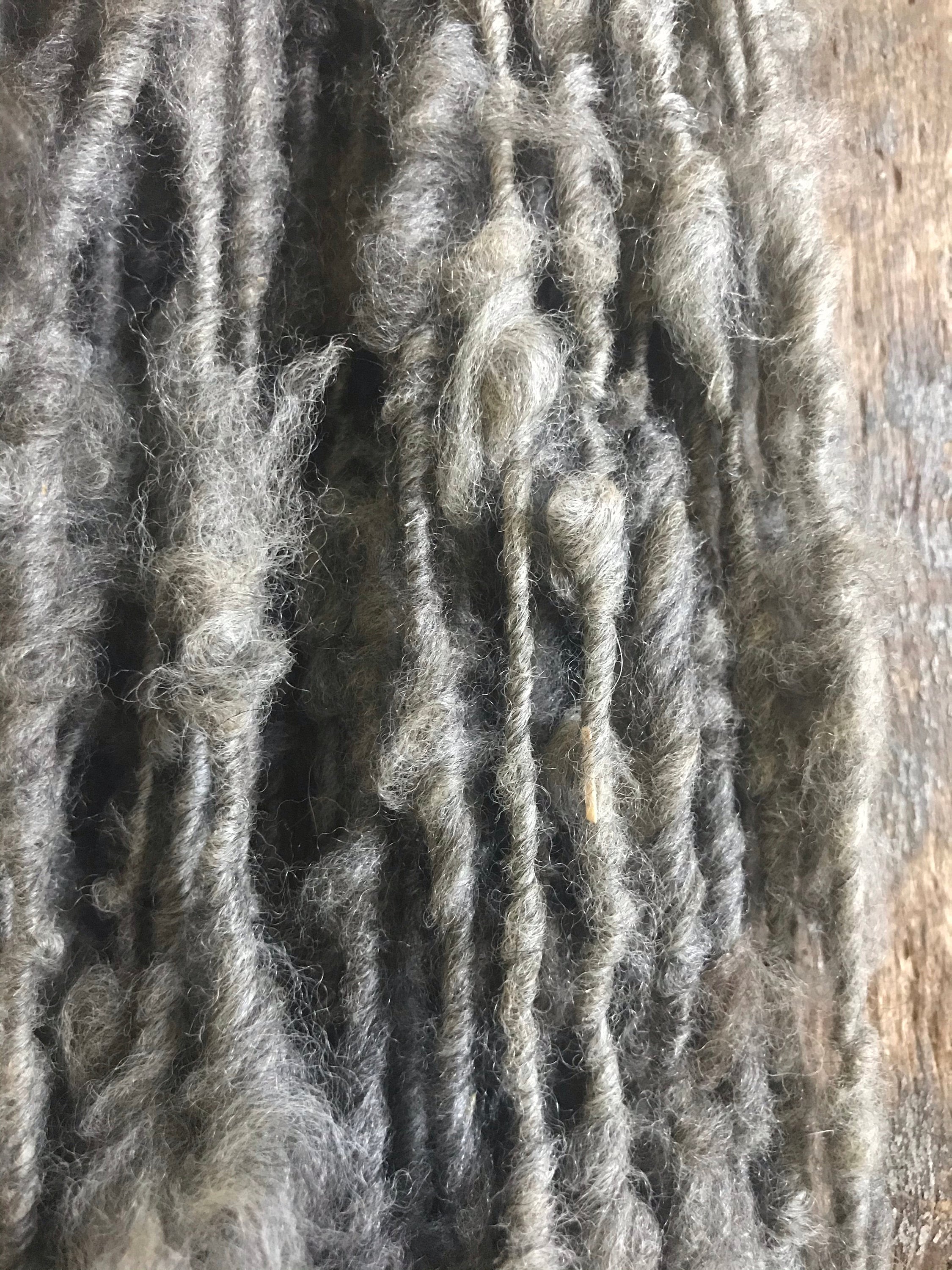 Natural grey alpaca handspun yarn, 20 yards - Thumbnail 6