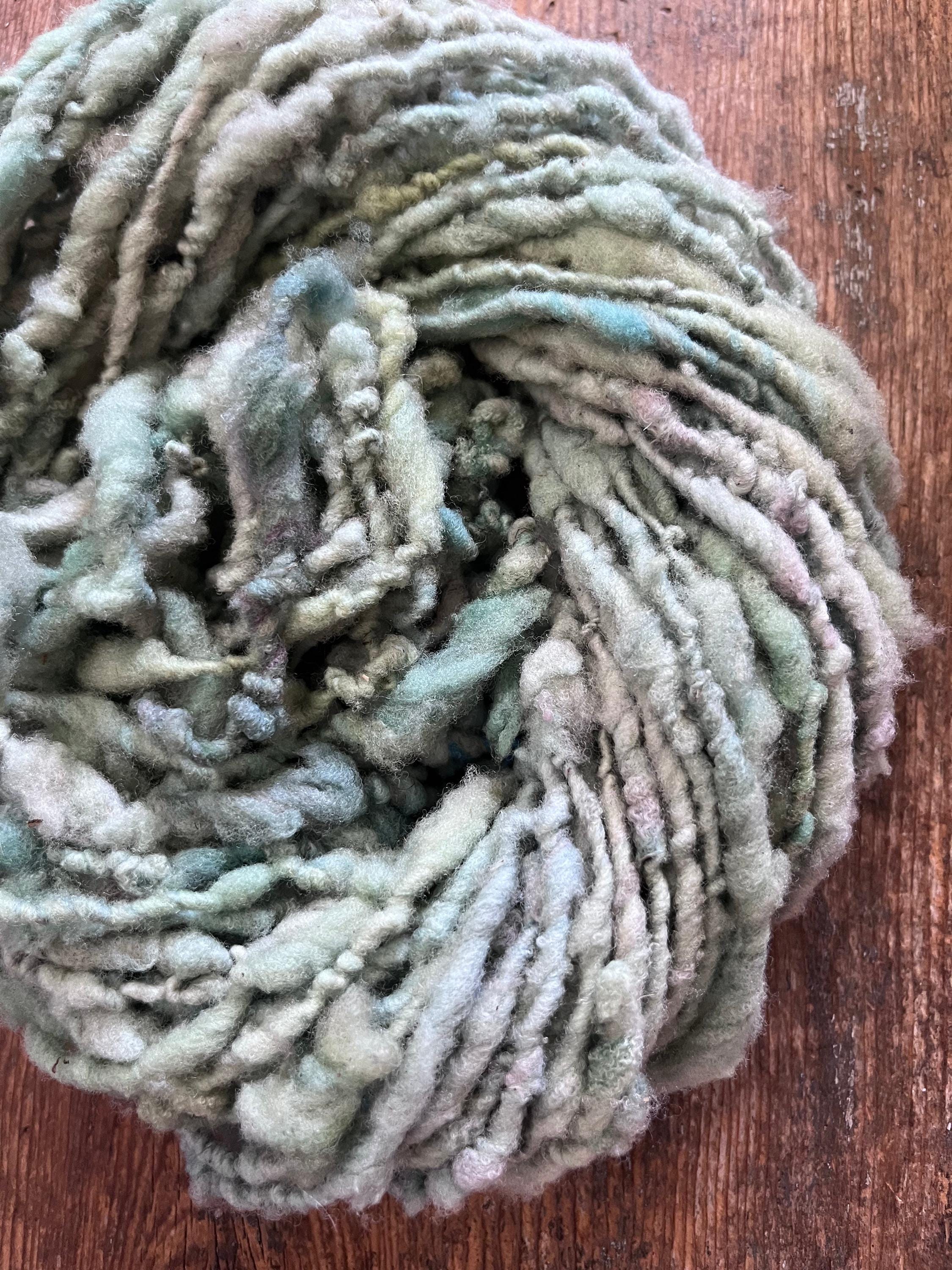 Seafoam green/blue Southdown wool handspun nubbly chunky art yarn - Thumbnail 6