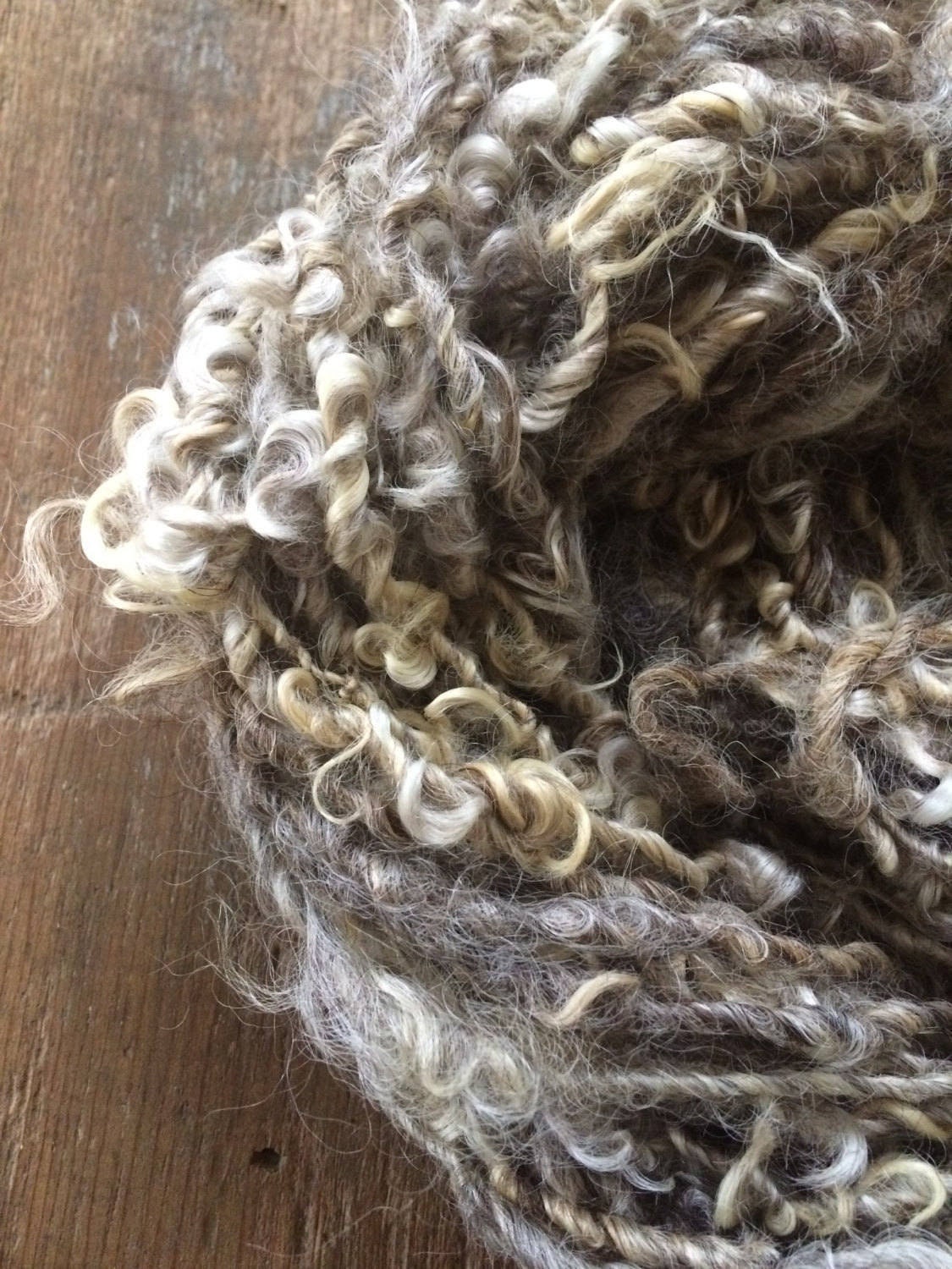Grey curly yarn, 50 yards - Thumbnail 4