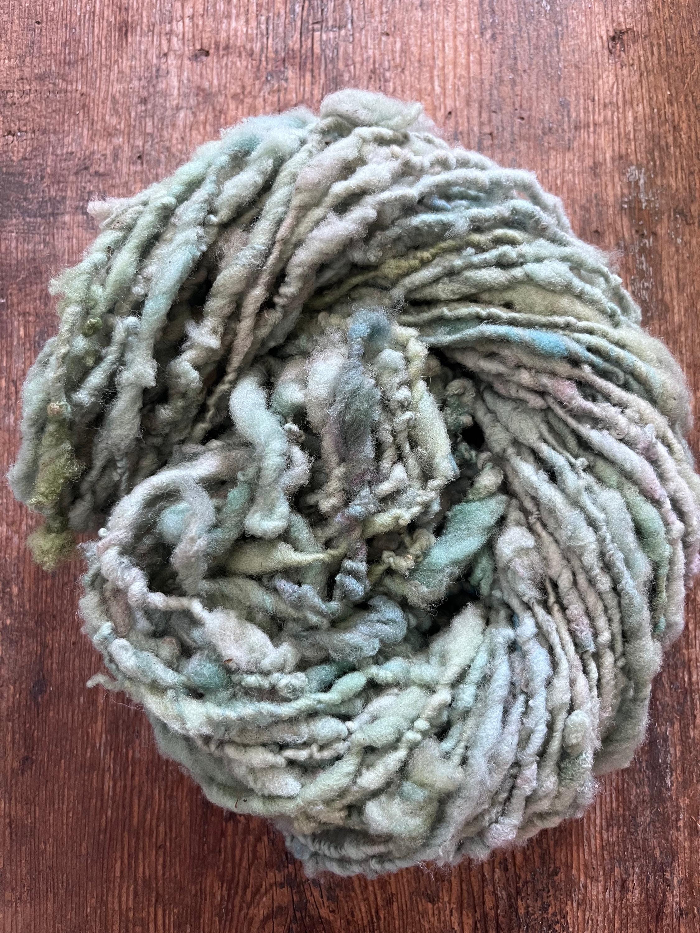 Seafoam green/blue Southdown wool handspun nubbly chunky art yarn - Thumbnail 2
