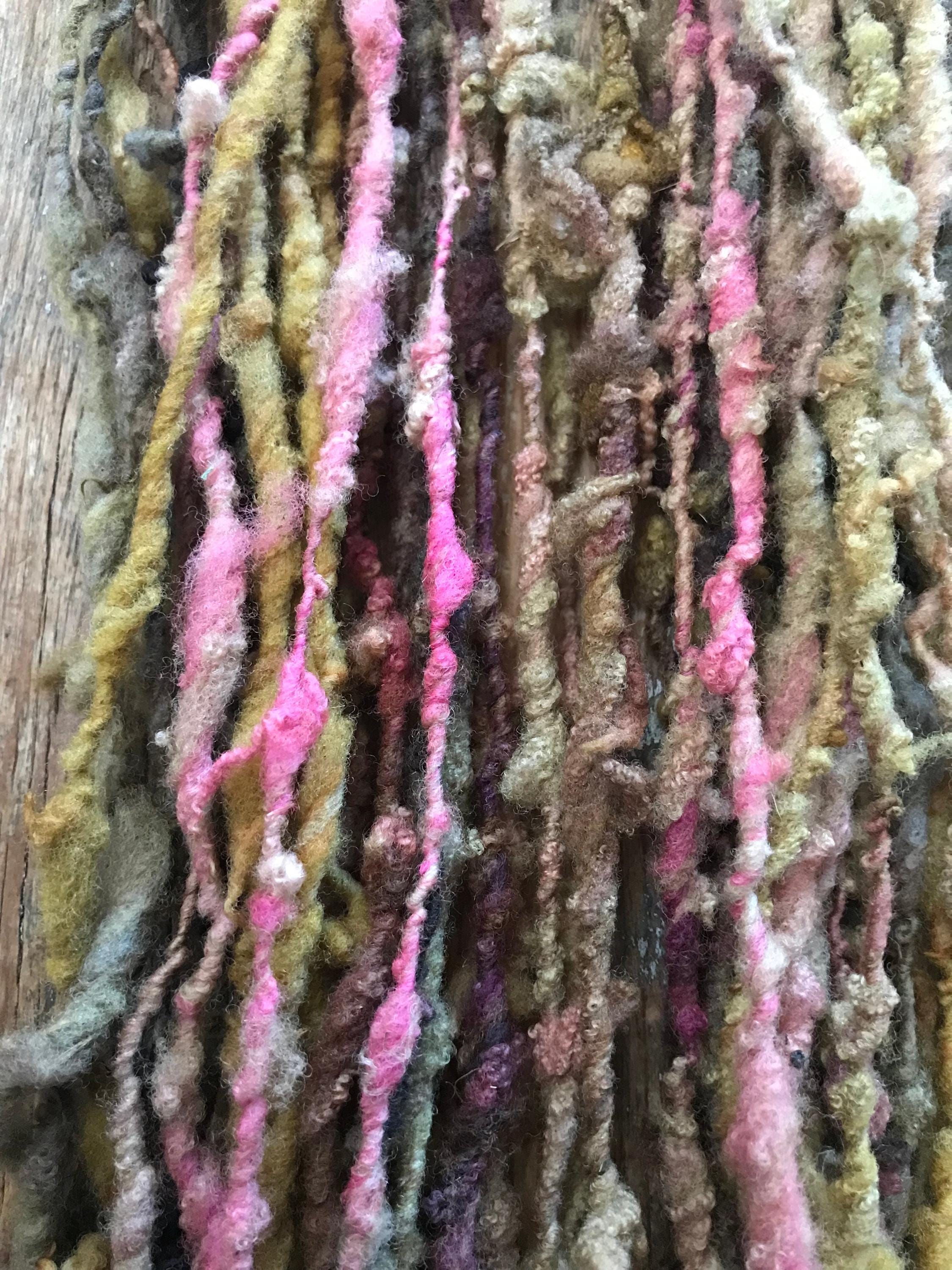 Shilly-shally - 50 yards nubbly handspun southdown wool art yarn - Thumbnail 3