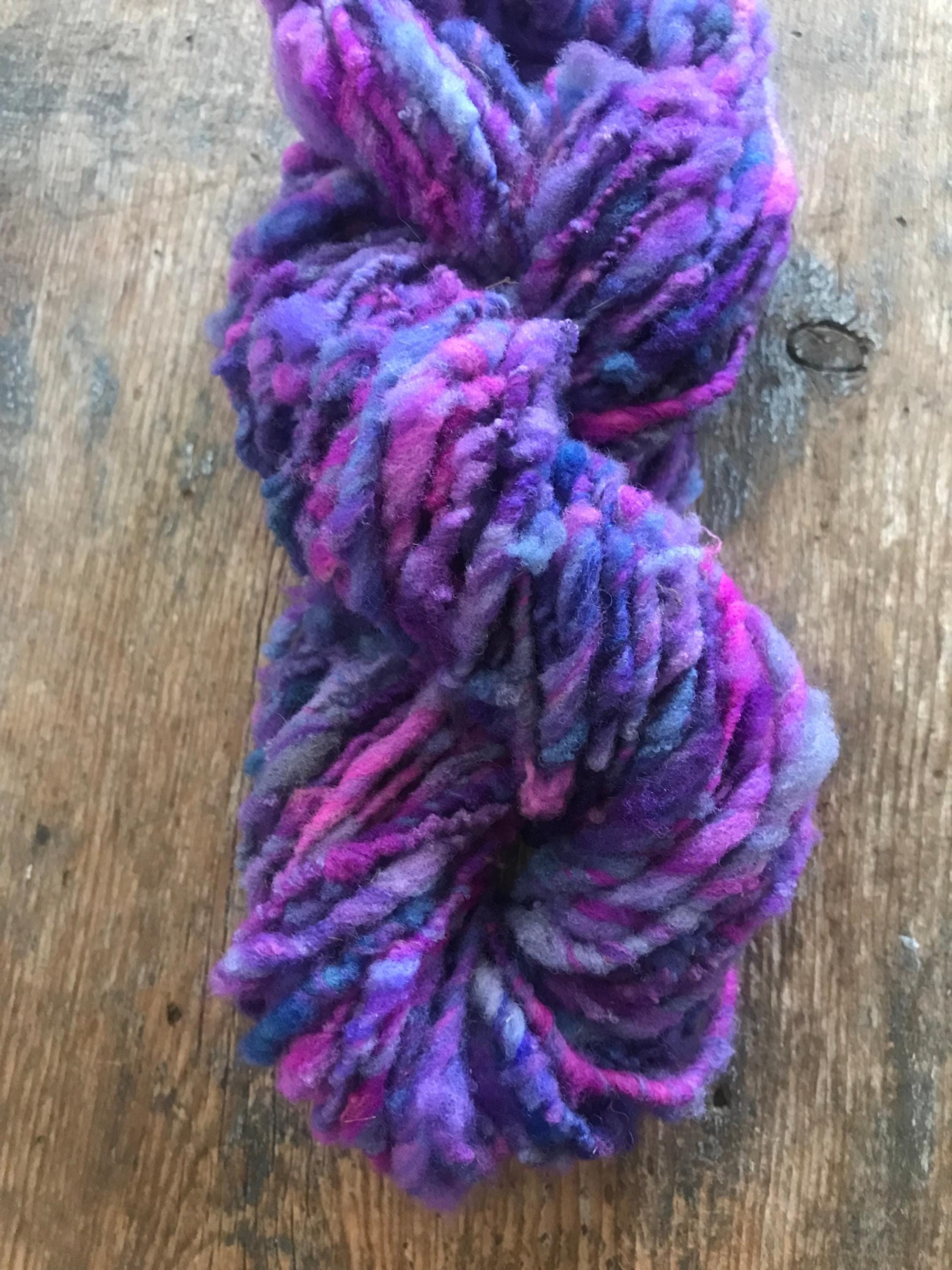 Gobsmacked - 50 yards nubbly handspun southdown wool art yarn - Thumbnail 2