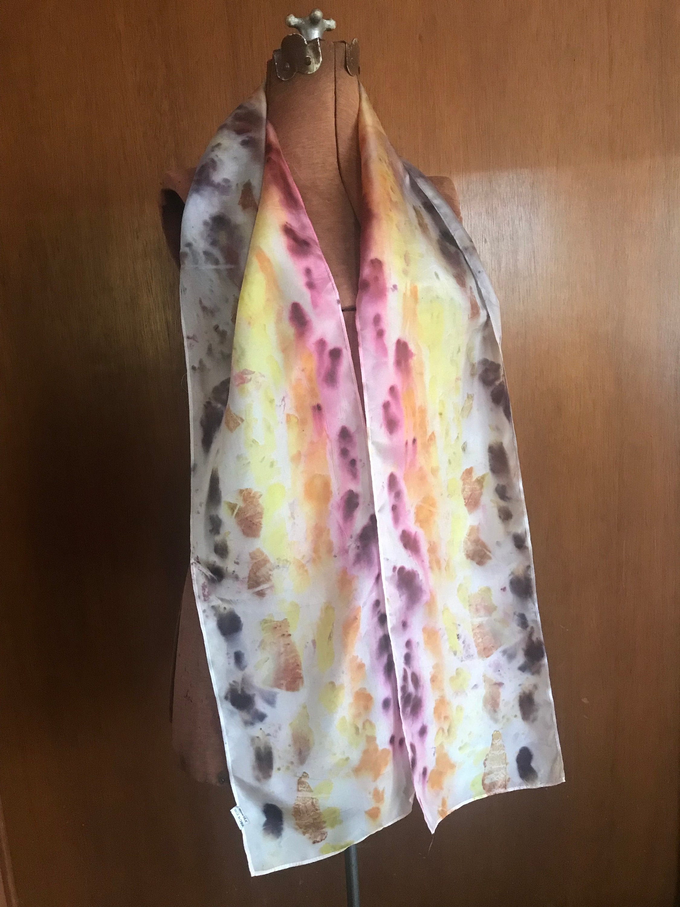 Dyed silks 