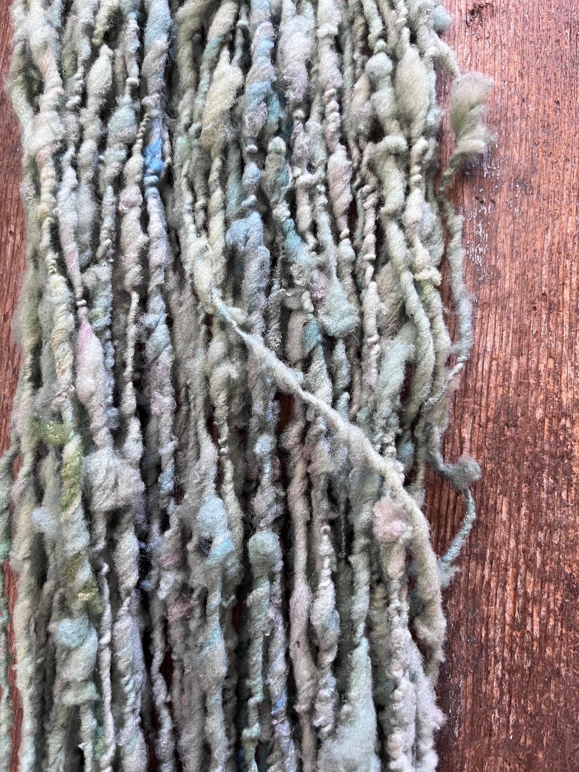 Seafoam green/blue Southdown wool handspun nubbly chunky art yarn - Thumbnail 4