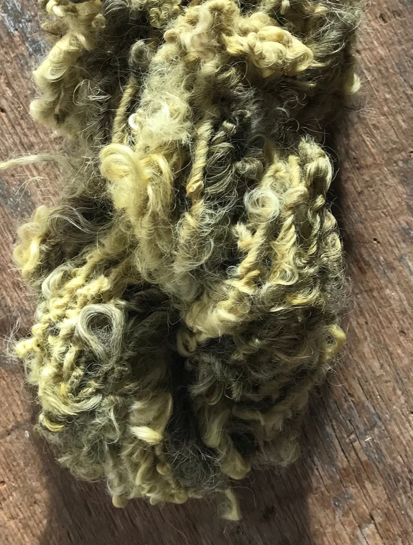 Goldenrod & Grey naturally dyed Lincoln wool locks yarn, 20 yards - Thumbnail 2