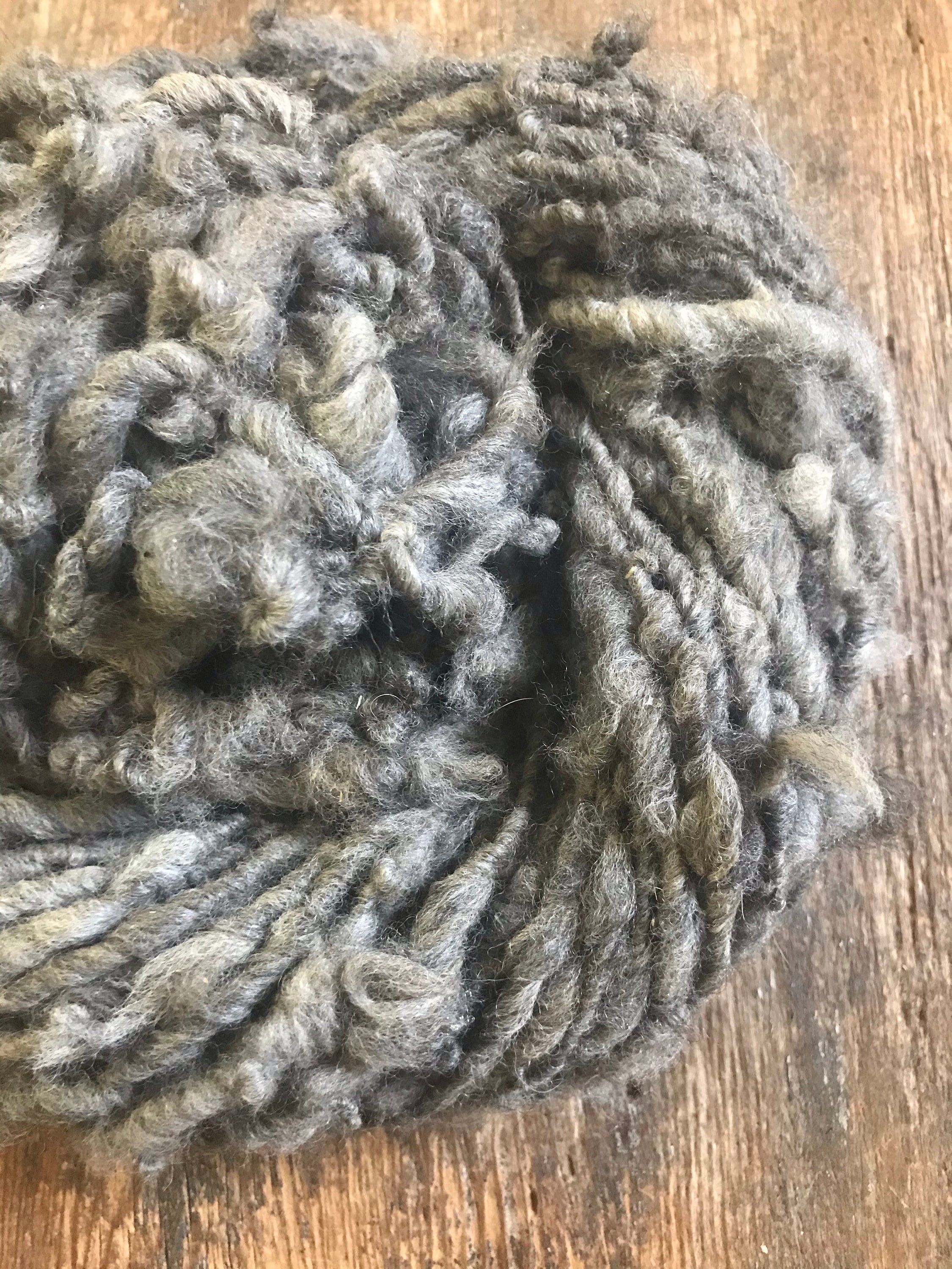 Natural grey alpaca handspun yarn, 20 yards - Thumbnail 4