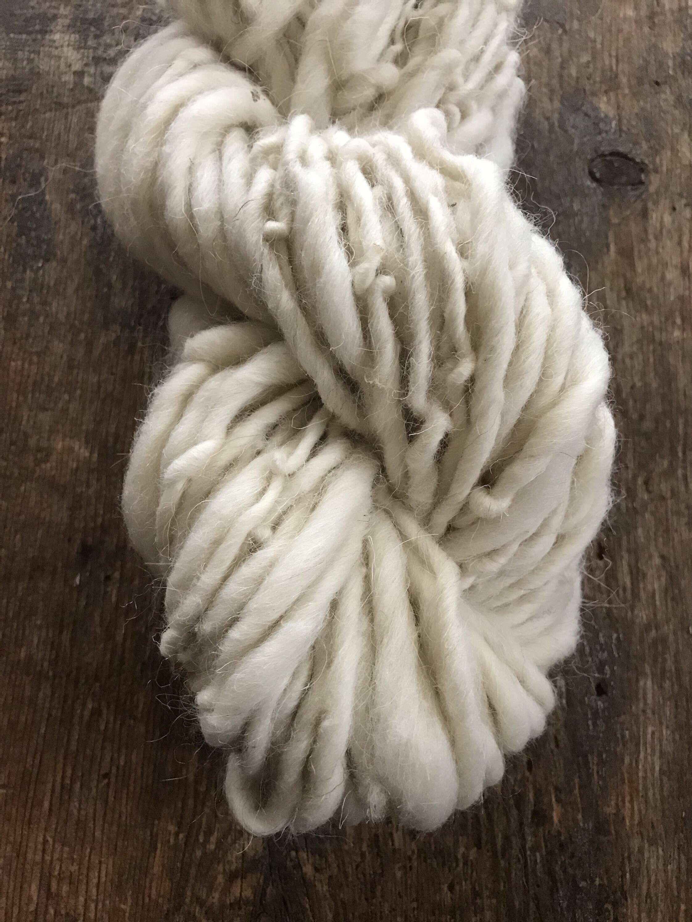 White handspun yarn, 50 yards - Thumbnail 7