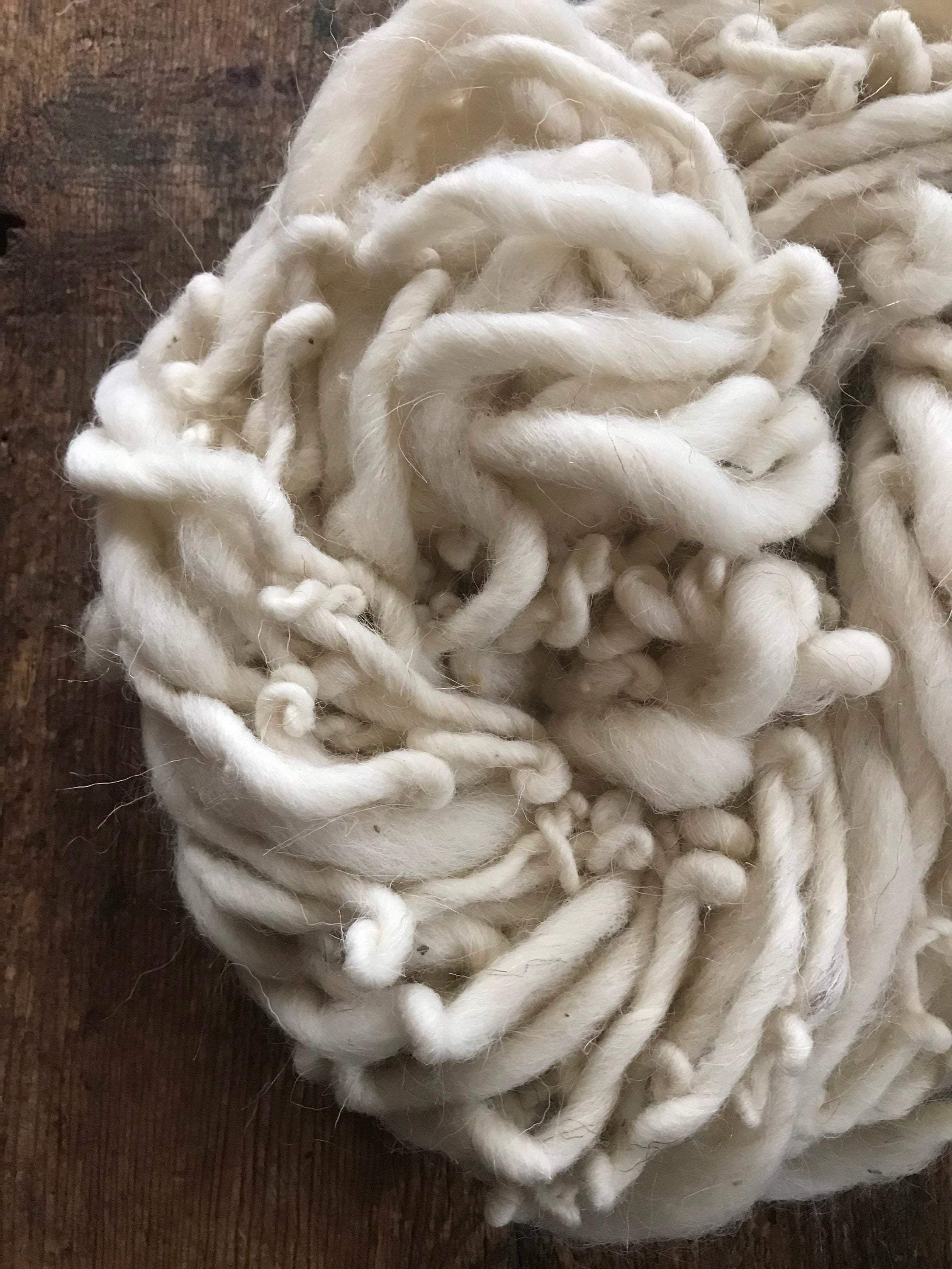 White handspun yarn, 50 yards - Thumbnail 3
