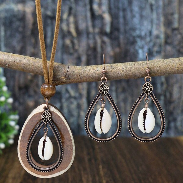 3pcs/Set Retro Style Coffee-Colored Teardrop Shaped Small Seashell Decorated Alloy Earrings And Necklace Combo For Women