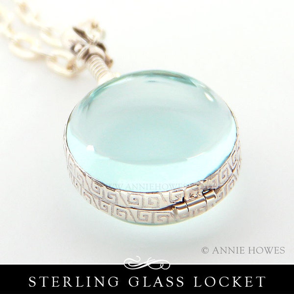 Sterling Silver  Glass Locket Round Pendant. Wedding Bouquet Charm. 25mm Diameter. Photo Locket.