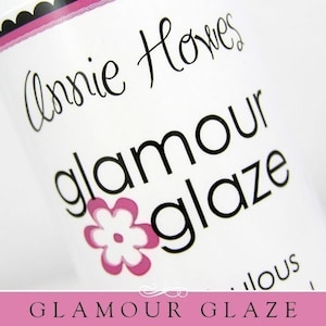 Esmalte para azulejos de vidrio. Esmalte Glamour para colgantes de Scrabble, colgantes de vidrio, tapas de botellas, scrapbooking y decoupage.