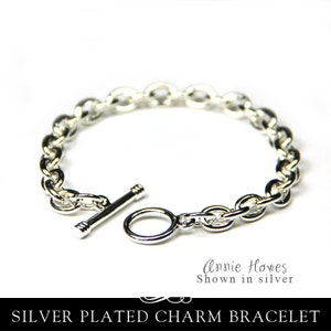 Silver Charm Bracelet Link Chain with Toggle Clasp in Shiny Silver. CBSS-B