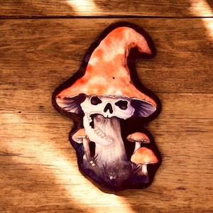 Creepy Mushroom Skull Vinyl Decal: Spooky Halloween Fungi Sticker for Laptops, Journals & Water Bottles