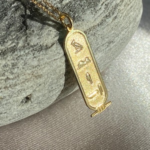14K goud gepersonaliseerde Egyptische cartoucheketting, aangepaste hiërogliefnaamhanger, sieraden uit het oude Egypte, uniek cadeau met Egyptische symbolen