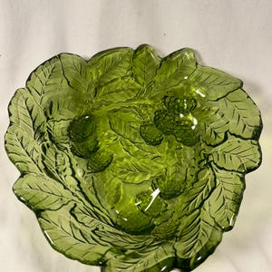 Vintage Indiana Glass Avocado Green Loganberry Relish/Candy Dish 7”