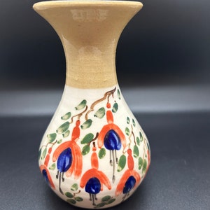 Beautiful Handmade Hand Painted 5” Pottery Vase Signed by Artist