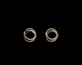 SOLID 14K Gold Interlocking Stud earrings, textured earrings, simple earrings, stud earrings, minimalist earrings, circle studs, gold, link