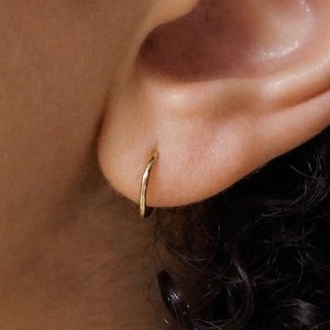 Huggie Hoop | 14K Gold Fill, Rose, Silber | 7,5mm, 10mm | Allergiker freundliche Ohrring, ungelötet, Knorpel, Körperschmuck, Nahtlos, auf Lager
