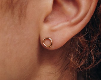 Open Circle Stud earrings in 14K Rose Gold fill, rose gold circle earrings, simple earrings, pink gold, minimalist earrings, small studs