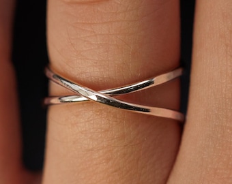 X Ring made in Sterling Silver, wrapped criss cross midi knuckle ring, reversible double ring, hammered smooth thin thick, unisex minimalist