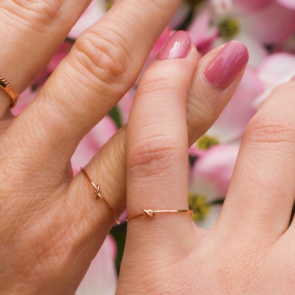 Friendship Set of 2 Closed Knot Rings, gold, rose gold, silver, friends, bridesmaid, set of 2, gift set, mother's day, gift for mom