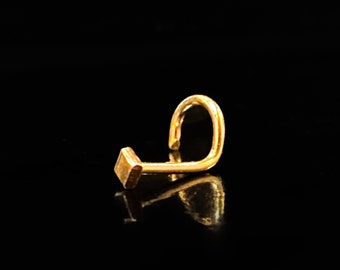 Square Mirror Nose Screw Stud, Solid Gold Minimal Nose Ring, Nostril Piercing, Geometric Small 14K Yellow Gold, Body Jewelry, 18 Gauge