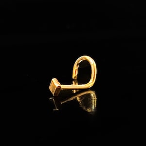 Square Mirror Nose Screw Stud, Solid Gold Minimal Nose Ring, Nostril Piercing, Geometric Small 14K Yellow Gold, Body Jewelry, 20 Gauge
