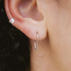 Single Triangle Huggie Hoop Earring in Solid 14k White Gold, Tiny Earring, Hoop, Unsoldered, Cartilage, Body Jewelry, geometric hoop, septum