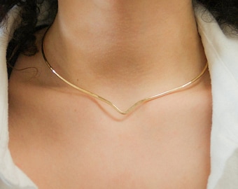 Teardrop Collar Necklace in 14K Gold-Fill, gold choker, minimalist, collar necklace, modern, collar bone, thick, v-shape necklace, v shape