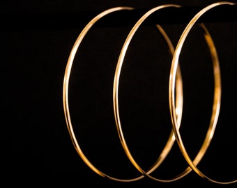 Gold Bangle, 14kt gold fill or 14K rose gold fill bangle, hammered gold bangle, hammered gold bracelet, skinny bangle, minimalist jewelry