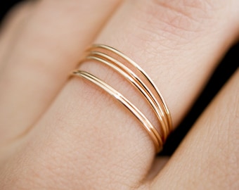 Ultra Thin Gold Filled stacking rings set of 5, 14K gold fill stacking rings, skinny gold stacking ring, hammered gold ring, gold rings