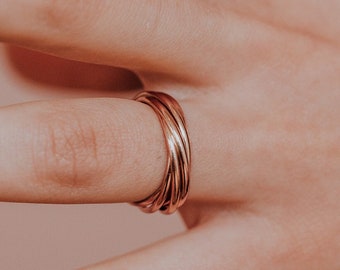 SOLID ROSE GOLD Thin Interlocking ring set of 5, 14k rolling rings, linking rings, wedding fidget anxiety, tactile, anniversary, sentimental