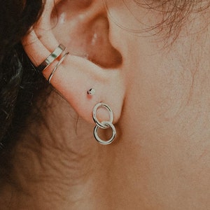 Link Circle Stud earrings in Sterling Silver, chain link earrings, simple earrings, silver earrings, circle studs, dangle earring