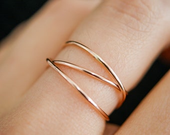 Anillo envolvente, relleno de oro rosa de 14K, relleno de oro rosa, anillo cruzado envuelto, anillo tejido, infinito, entrelazado, superpuesto, textura