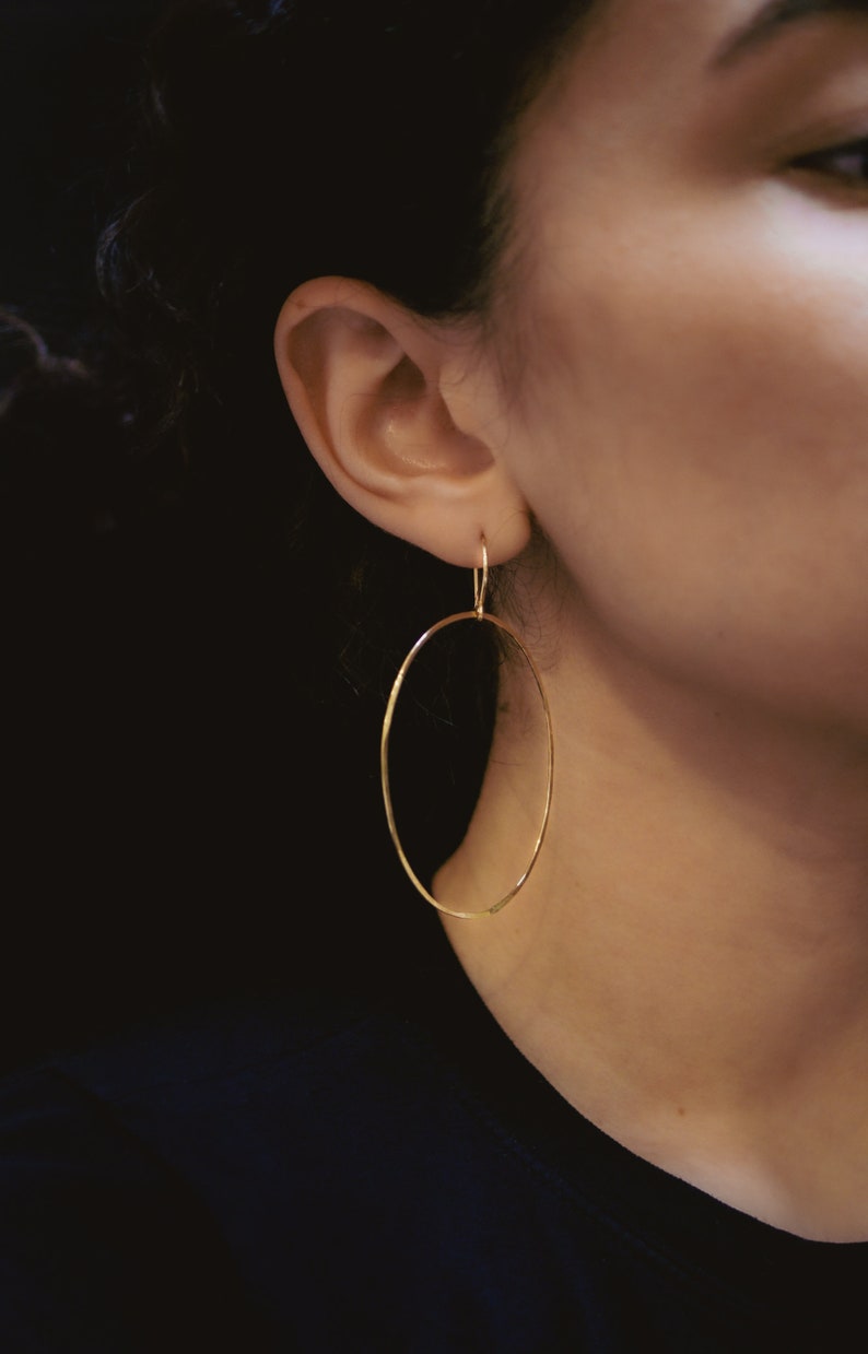 Oval Hammered Hoop Earrings in 14kt Gold Fill 14k Gold Filled - Etsy