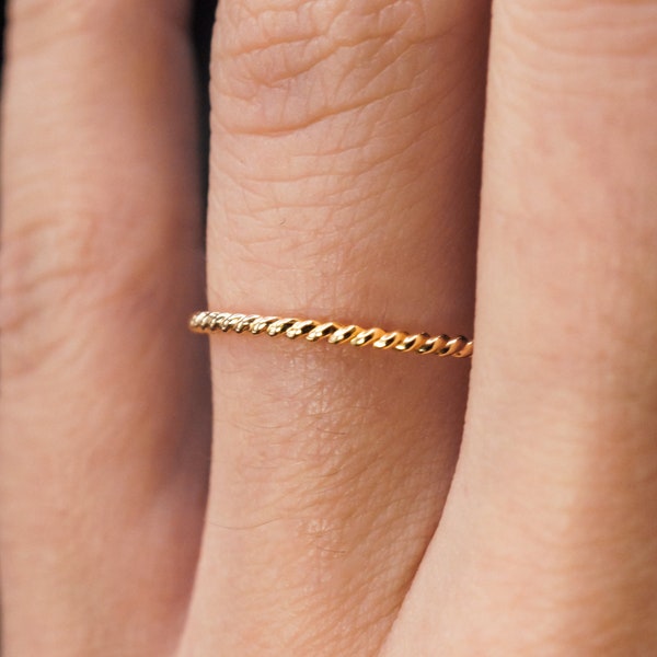 Twist Ring in Gold Fill, Thick or Thin, gold stack ring, gold twisted ring, twist stack ring, stack ring, Rope Ring, Unisex, Texture, Womens