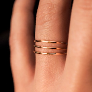 Connected Set of 3 rings in Gold fill, 14k gold fill ring set, thin gold stacking rings, gold stacking ring set, gold stacking rings