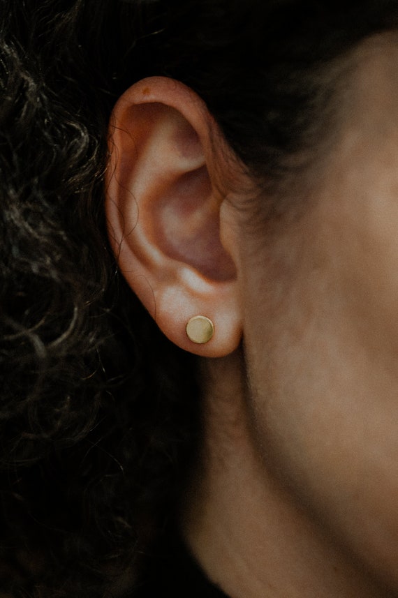 Roberto Coin Siena Diamond Dot Stud Earrings in White & Yellow Gold |  111477AVERX0 | Borsheims