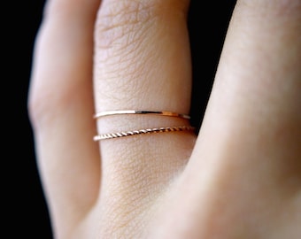 14K Rose Gold fill Twist Stapelringe, Stapelring Roségold, Stapelring, Twistring, Roségoldring, Seilring, dünne Ringe