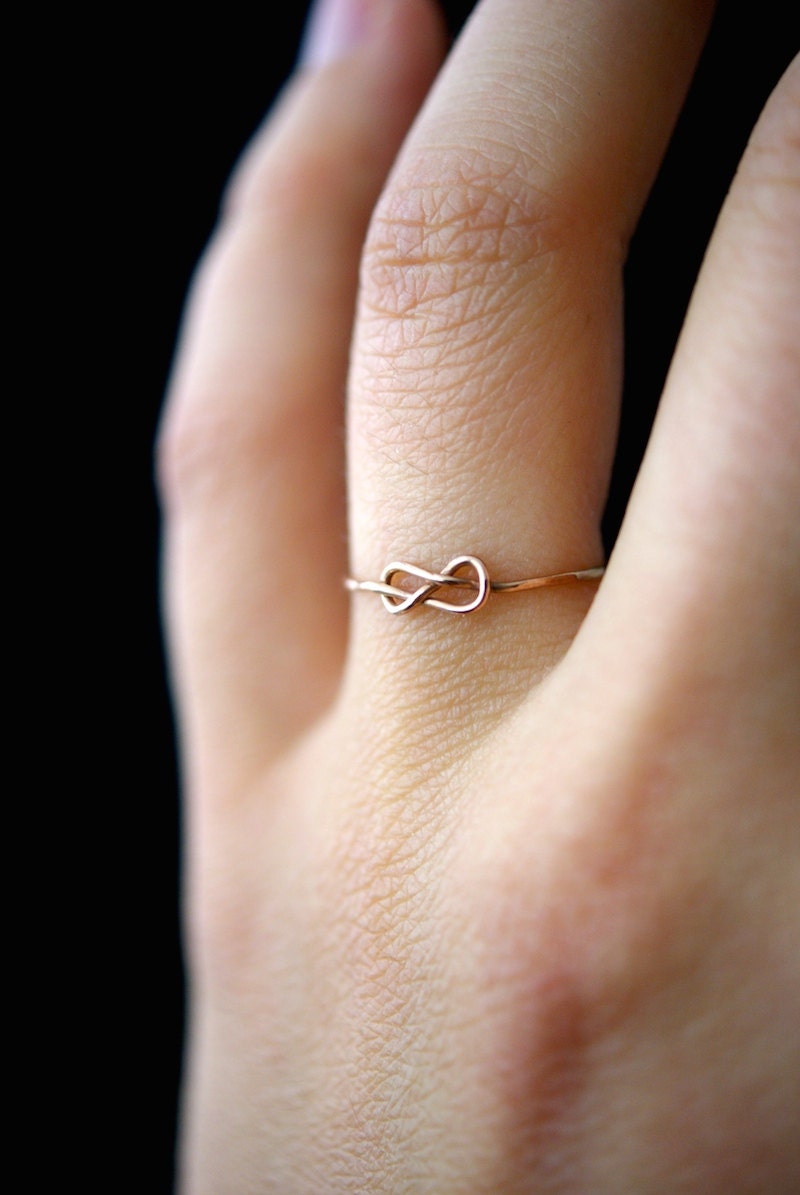 Infinity knot ring rose best sale gold
