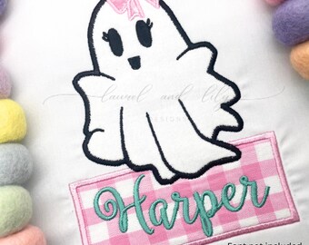 Mädchen-Geist Applikation mit Namen, Maschinenstickerei, Satinstich Geist Applikation, Halloween Stickerei (Digitaler Download)