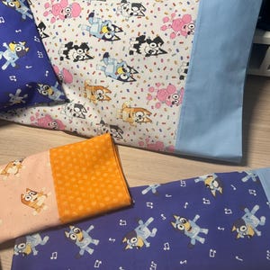 Bluey | Bingo and Friends KID |Toddler | Travel Pillowcase for Kids, 100% Cotton Bluey | Bingo | Bluey Friends