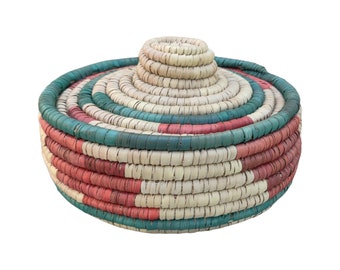 Handcrafted Traditional Storage Boho Home Decoration & Bread Hot Pot Basket made with Natural Material